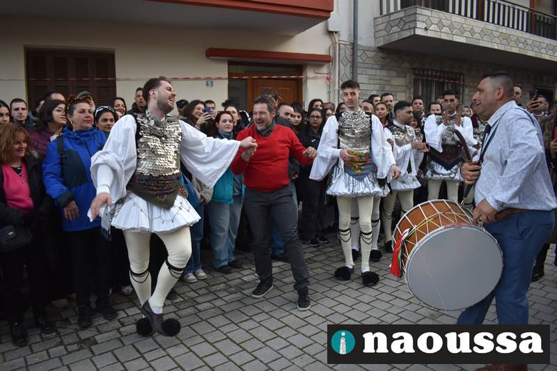 Λεβέντικοι χοροί από τους Γενίτσαρους και τις Μπούλες στα Αλώνια (video+φωτορεπορτάζ)