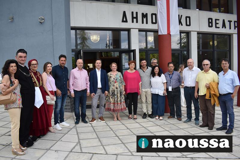 Τα εγκαίνια της έκθεσης φωτογραφίας με τίτλο «ΟΙ ΒΛΑΧΟΙ ΤΗΣ ΝΑΟΥΣΑΣ» (video+φωτορεπορτάζ)
