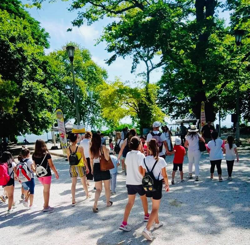 Στήριξη στην Κιβωτού του Κόσμου από το Κέντρο Δημιουργικής Απασχόλησης BEE HAPPY 