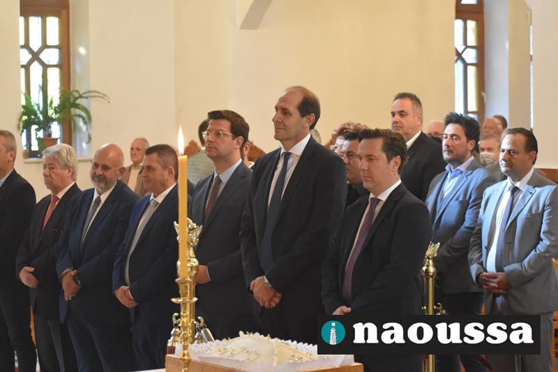 H Δοξολογία στον Μητροπολιτικό Ναό της Μεταμορφώσεως του Σωτήρος για την απελευθέρωση της Νάουσας (φωτορεπορτάζ) 