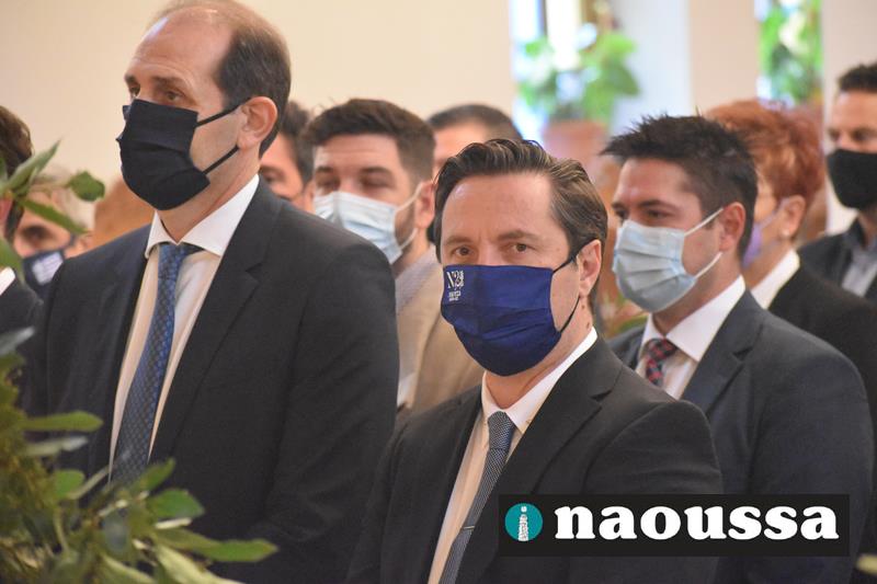 Έκκληση του δημάρχου Νάουσας Νικόλα Καρανικόλα μετά την ανησυχητική αύξηση των κρουσμάτων στην περιοχή μας.
