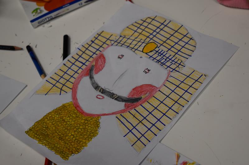 Γνωρίζοντας το ιστορικό δρώμενο «Γενίτσαροι και Μπούλες» στο ΚΔΑΠ Bee Happy 