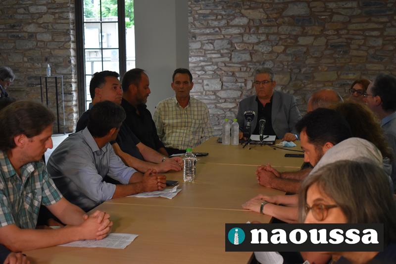 Σύσκεψη με φορείς της Νάουσας για τον ΓΓ της ΚΕ του ΚΚΕ, Δημήτρη Κουτσούμπα (video+φωτορεπορτάζ)