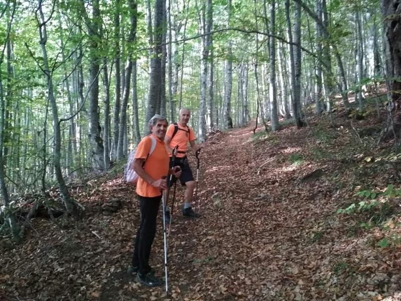 Διάνοιξη και σήμανση  μονοπατιών στον ορεινό όγκο του Βερμίου από τον Δήμο Νάουσας και αθλητικά σωματεία 
