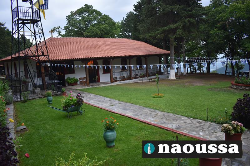 Το πρόγραμμα της Μεγάλης Εβδομάδας στον έξω Άγιο Σωτήρη Νάουσας 