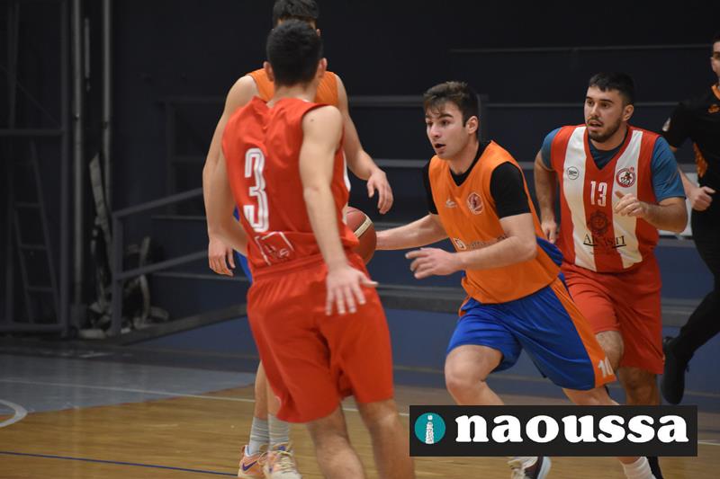 Ζωντανά η αναμέτρηση του Ζαφειράκη κόντρα στον Κεραυνό Λάρισας (video) 