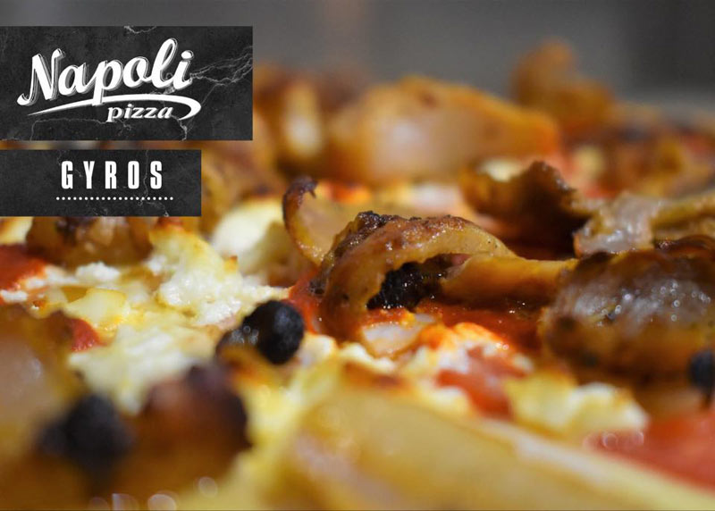 Pizza με γύρο από την Napoli 