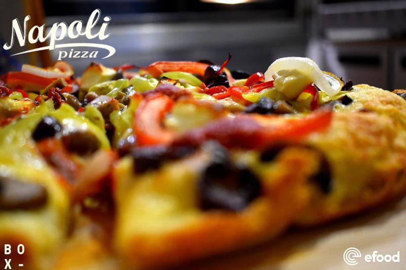 Η χωριάτικη pizza της Napoli 