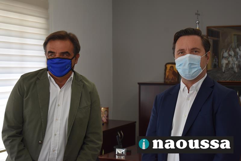 Οι ιδιαίτεροι δεσμοί του Αντιπροέδρου της Ευρωπαϊκής Επιτροπής αρμοδίου για την Προώθηση του Ευρωπαϊκού Τρόπου Ζωής  κ. Μαργαρίτη Σχοινά με τη Νάουσα και τον δήμαρχο κ. Νικόλα Καρανικόλα (video) 