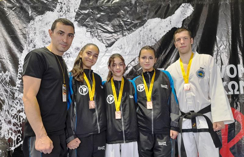 ΜΕΤΑΛΛΙΑ ΓΙΑ ΤΟ TAEKWON-DO ΤΗΣ ΝΑΟΥΣΑΣ  ΣΤΟ 4th MARS COMBAT CHALLENGE 