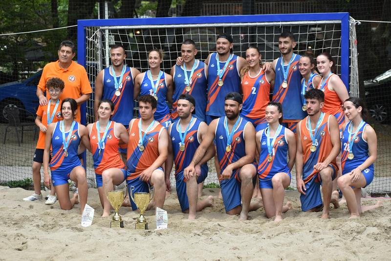 Έκλεψε τις εντυπώσεις η Νάουσα στο Beach Handball