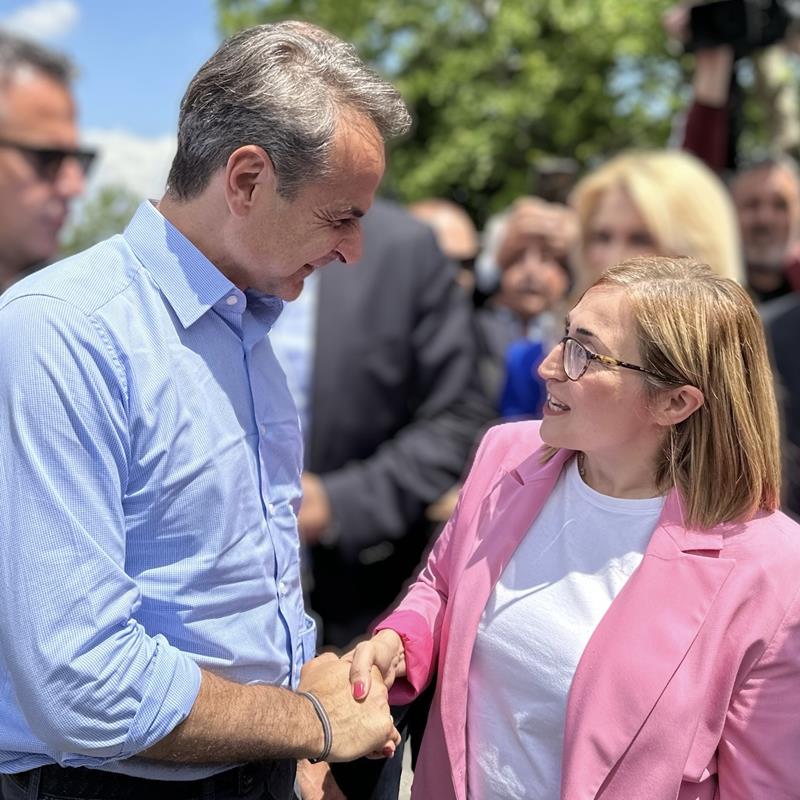 Στέλλα Αραμπατζή : Δίπλα στον αρχηγό και πρωθυπουργό της Ελλάδος Κυριάκο Μητσοτάκη