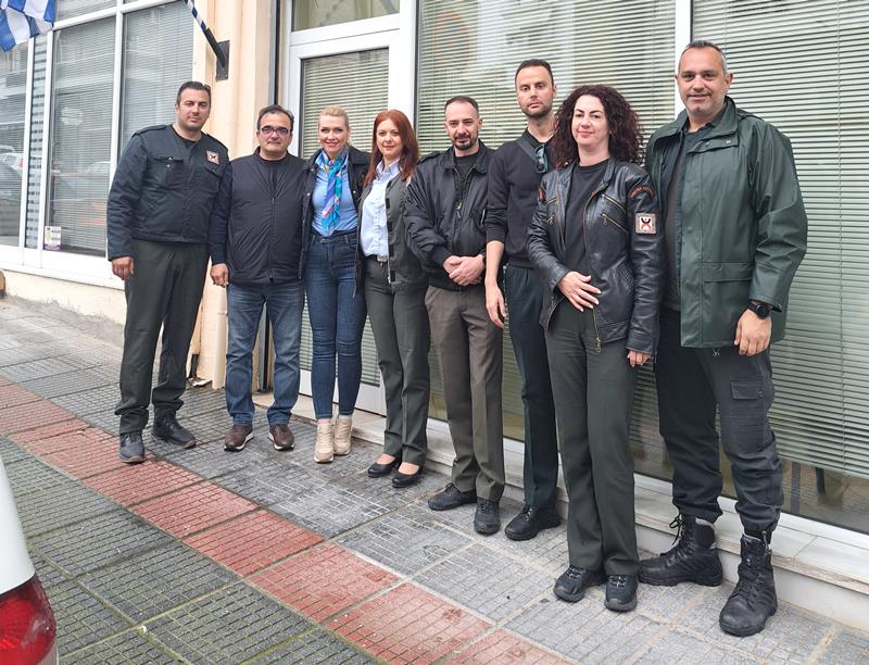 Με τους δημοτικούς αστυνομικούς Βέροιας συναντήθηκε η υποψήφια βουλευτής της ΝΔ Ημαθίας Λίνα Τουπεκτσή