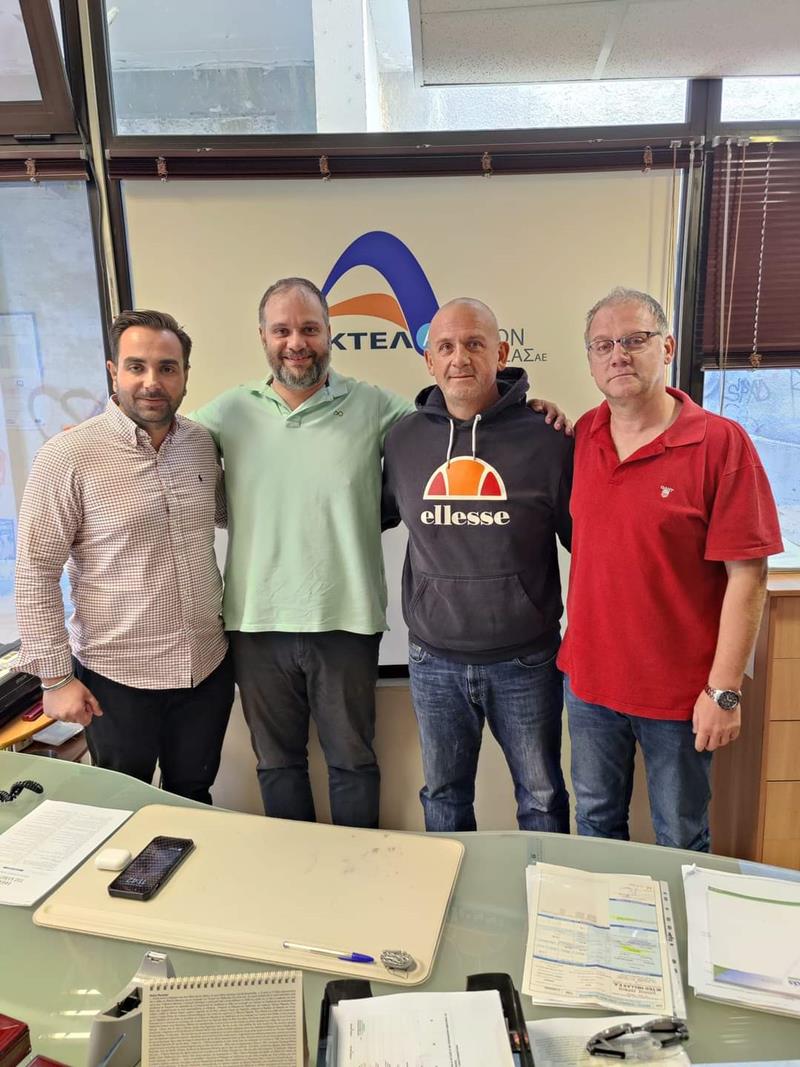 Επίσκεψη του Νίκου Κουτσογιάννη στα Αστικά ΚΤΕΛ Νάουσας