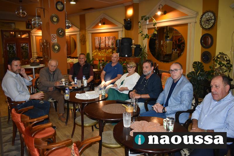 ΚΙΝΗΣΗ ΠΟΛΙΤΩΝ ΓΙΑ ΤΗΝ ΕΞΟΔΟ ΑΠΟ ΤΗΝ ΑΠΟΜΟΝΩΣΗ, ΤΟΥ ΔΗΜΟΥ ΝΑΟΥΣΑΣ:  «Ο δρόμος φέρνει φως»- Η συνέντευξη τύπου της κίνησης πολιτών (video) 