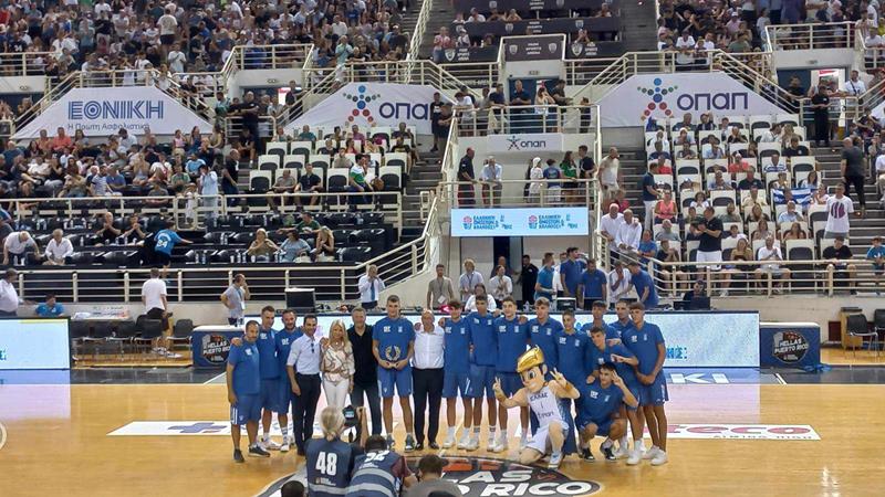 Βράβευση για τον Παγκόσμιο Πρωταθλητή Μπάσκετ Βασίλη Πουρλίδα και τους συμμαθητές του 