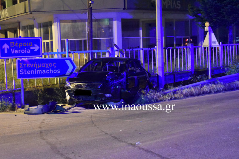 Τροχαίο ατύχημα το βράδυ της Τετάρτης στον κόμβο Μονοσπίτων