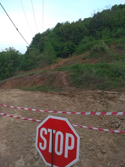 SOS για το δρόμο προς Μύλους(Υπαπαντή ,Αγ. Ταξιάρχη) της Κατερίνας Ανθρακέα 