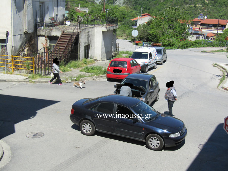 Τροχαίο ατύχημα ευτυχώς δίχως τραυματισμούς στη Νάουσα