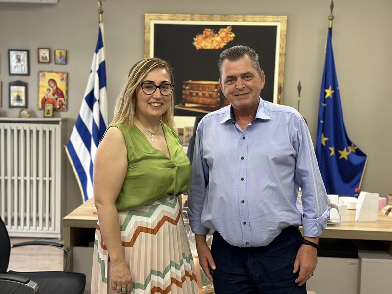 Συνάντηση της Στέλλας Αραμπατζή με τον Κώστα Καλαϊτζίδη για θέματα της Ημαθίας