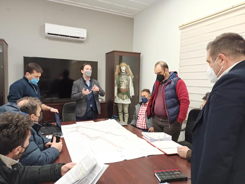Συνάντηση του Δημάρχου Νάουσας και του Εμπορικού Συλλόγου για τον τελικό σχεδιασμό του Open Mall