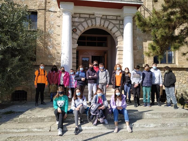 ΜΑΘΗΤΙΚΗ ΕΡΕΥΝΑ ΟΜΑΔΑΣ ERASMUS+2 ΛΑΠΠΕΙΟΥ ΓΥΜΝΑΣΙΟΥ ΝΑΟΥΣΑΣ