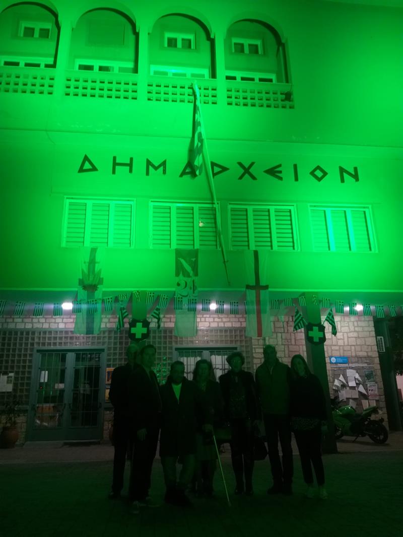 Συμβολική φωταγώγηση του Δημαρχείου Νάουσας, με πρωτοβουλία των ομάδων ''Νεφροπαθείς και μεταμοσχευμένοι Ελλάδας'' & ''Δωρεά  οργάνων  - Δώρο ζωής''