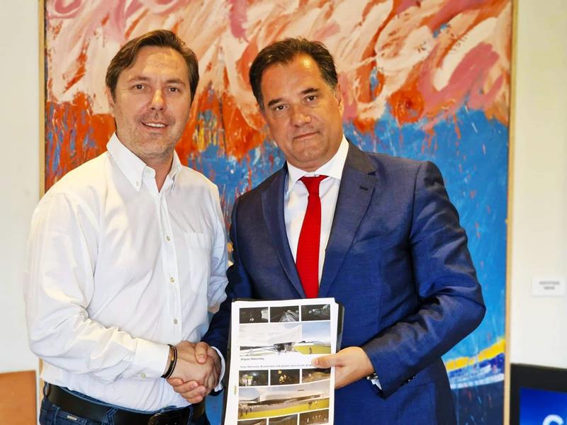 Το master plan για την ανάδειξη της Σχολής του Αριστοτέλη παρουσίασε στον Υπουργό Ανάπτυξης Άδωνι Γεωργιάδη, ο Δήμαρχος Νάουσας Νικόλας Καρανικόλας