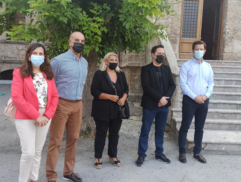 Στο Αγιασμό του 1ου-2ου δημοτικού σχολείου ο δήμαρχος Νάουσας 