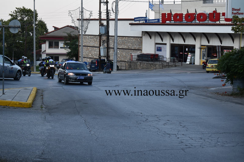  Δεκάδες αυτοκίνητα στην μηχανοκίνητη διαμαρτυρία στη Νάουσα (video)