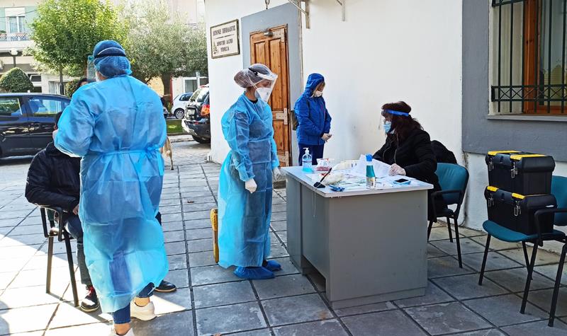 Δωρεάν rapid tests από τον ΕΟΔΥ στη Νάουσα, τα Λευκάδια και τα Μονόσπιτα
