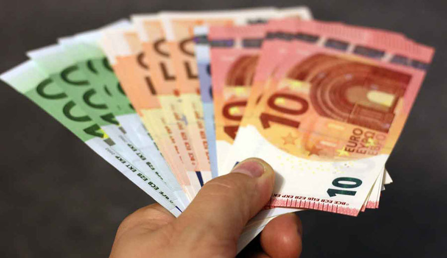 Eπίδομα 800 ευρώ: Ανοίγει η πλατφόρμα για τις αιτήσεις ελεύθερων επαγγελματιών