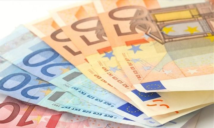 Κατώτατος μισθός: Πληροφορίες για αύξηση μέχρι και 780 ευρώ