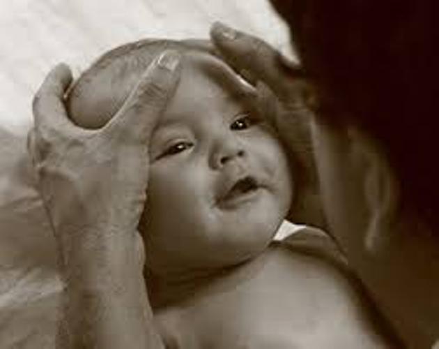 Online μαθήματα Βρεφικού Μασάζ από το ΚΚΠ&Α του Δήμου Νάουσας