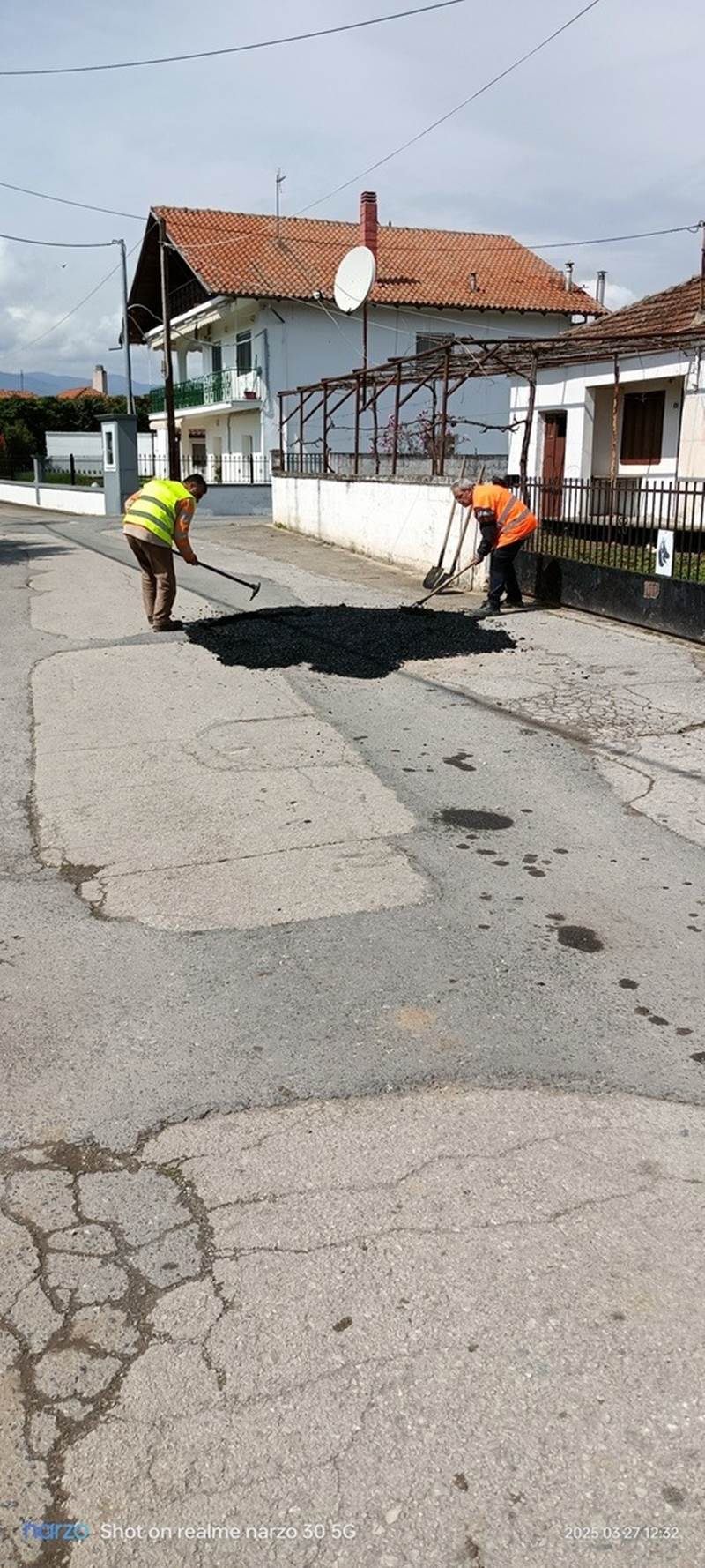 Εργασίες αποκατάστασης οδοστρώματος από την ΔΕΥΑΝ 