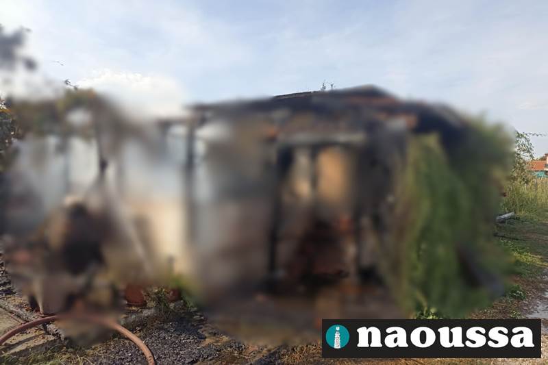 Φωτιά σε αγροικία κοντά στην διασταύρωση της Νάουσας