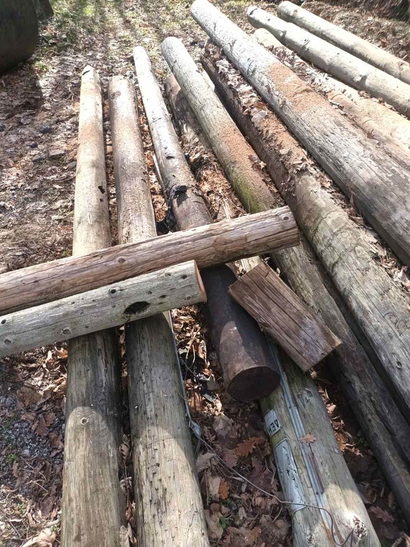 Όταν πελεκάς τον κόπο του αλλουνού…