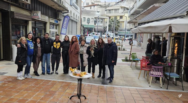 Η βασιλόπιτα των καταστημάτων της οδού Σολωμού στη Νάουσα