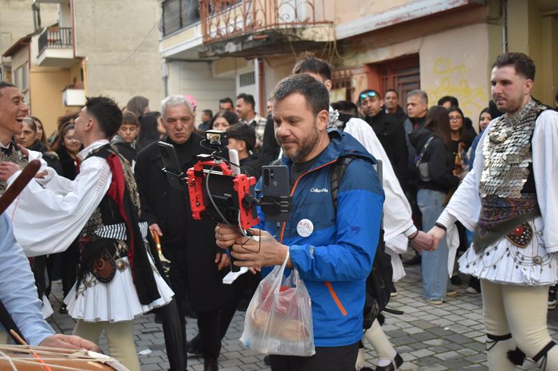 Ο Ευτύχης Μπλέτσας στη Νάουσα: Γεύση, Παράδοση και Αποκριάτικη Ενέργεια την Πρώτη Κυριακή