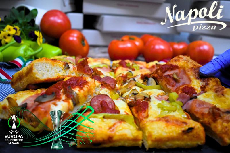 Τελικός UEFA Conference League παρέα με την Pizza Napoli